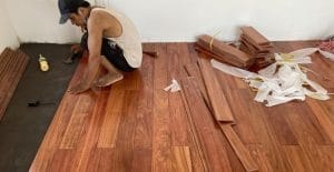 giai phap chong am san go tu nhien tai sht